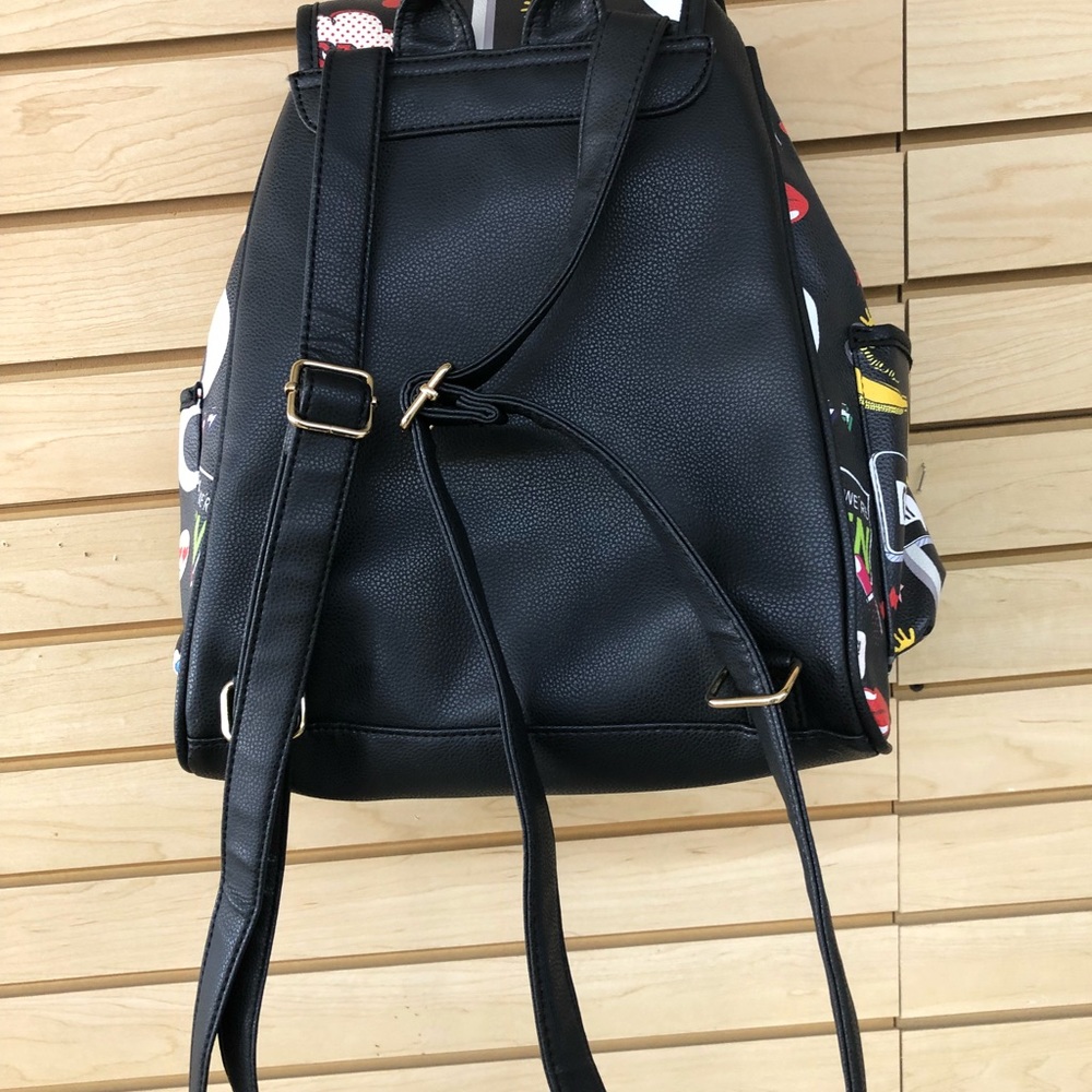 Backpack - Picture 2 of 2